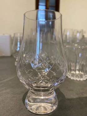 【已绝版】郁金香杯