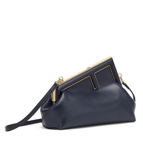 【包税】FENDI/芬迪 21秋冬新款FIRST系列 女士小号深蓝色小羊皮附可拆卸肩带F金属搭扣手拿包单肩斜跨包8BP129ABVEF0J27 商品图3