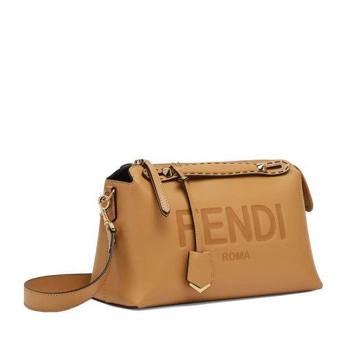 【包税】FENDI/芬迪 2021秋冬新款By The Way系列 女士中号米色皮革内部拉链口袋镀钯饰面金属配饰配可拆卸肩带斜跨单肩手提波士顿包8BL146AC9LF15KR 商品图2