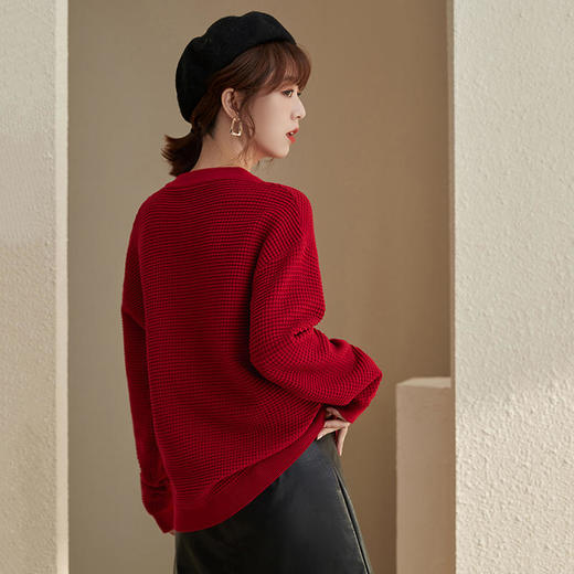 RWQ9135 红色打底针织衫2021年新款毛衣女秋冬设计感小众圣诞新年冬季上衣 商品图1