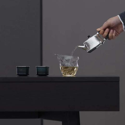 【新品】小罐茶·银檀送福银壶套组 商品图1