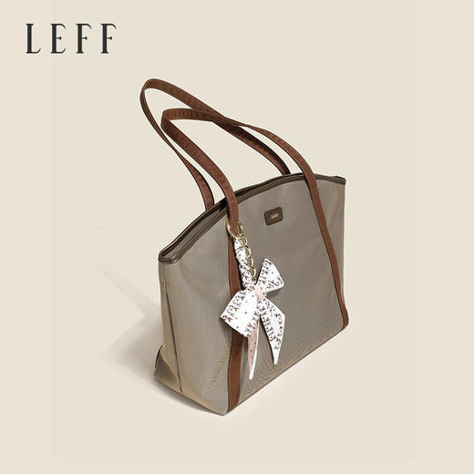 LEFF莱夫包包女包2021秋冬新款丝巾单肩包优雅出行通勤大容量托特包 杏灰色 商品图6