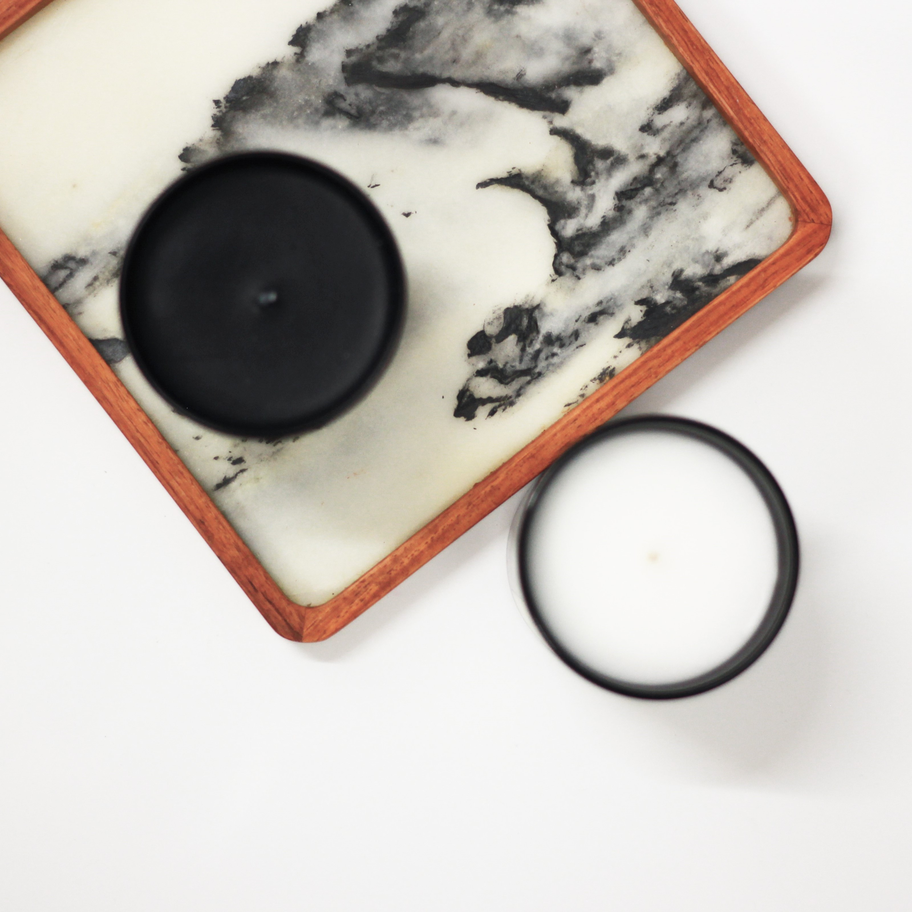 BBF | 易 · 往事如风 · 巽-琥珀檀香 & 震-莲花 黑白蜡组合