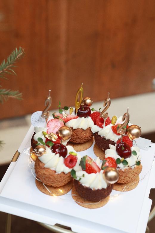 2022跨年「泡芙杯盲盒」花环蛋糕（含2022数字蜡烛） 商品图3