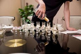  商务宴请选什么酒最合适？这款让你面子里子都有！ 