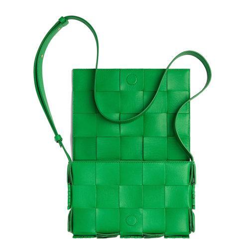 【包税】Bottega Veneta/葆蝶家 22春夏新款CASSETTE系列 女士鹦鹉绿色流苏饰边Intreccio编织羊皮革斜挎单肩包680698V1G713722 商品图2