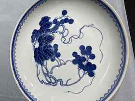 青花葡萄盘