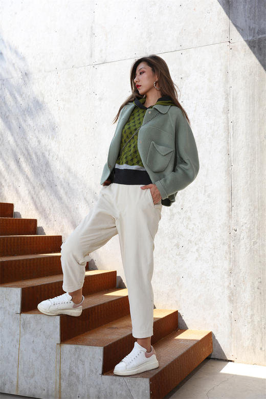 宗洋&卓蔻兰  女士短款双面宽松版大衣	ZDJ1DD7412-56 商品图1