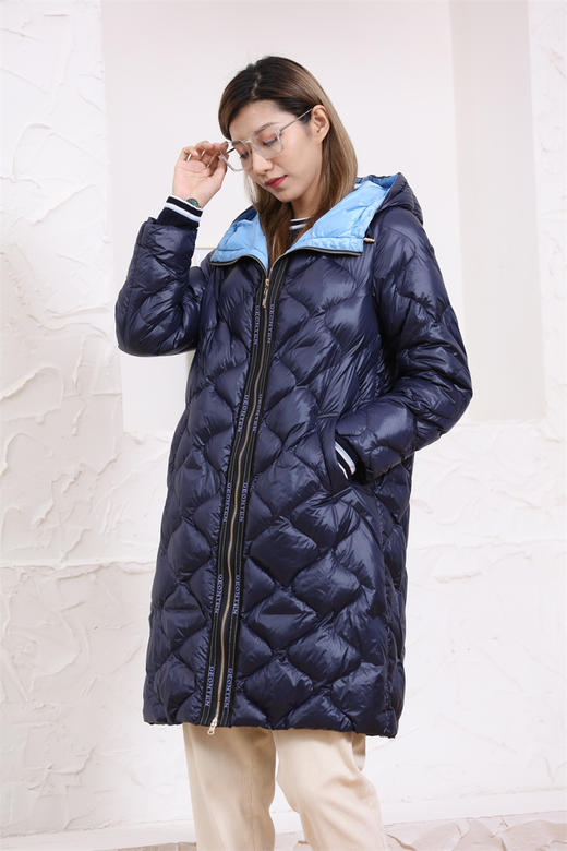 宗洋&卓蔻兰 女士长款休闲时尚款羽绒服ZDJ3ZY7449-43 商品图1