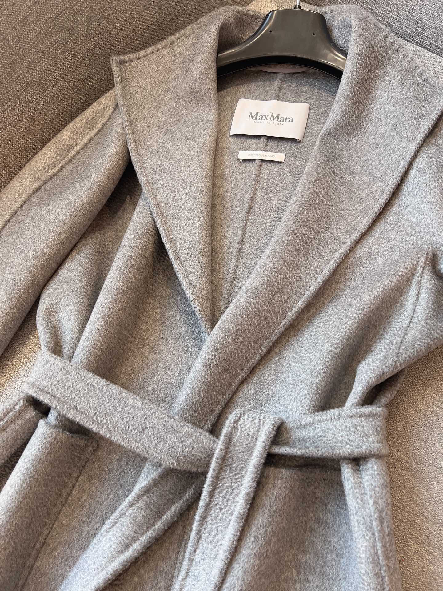 m家多色纯羊绒水波纹大衣lilia