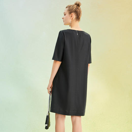 TANGY Collection/天意精品2022年春夏新品线迹刺绣莨绸连衣裙 商品图2