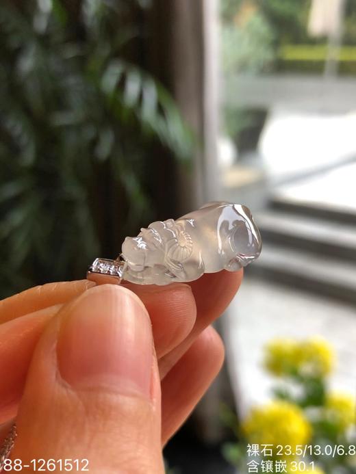 88-1261512，玻璃牛气冲天吊坠，具体价格微信咨询 商品图6