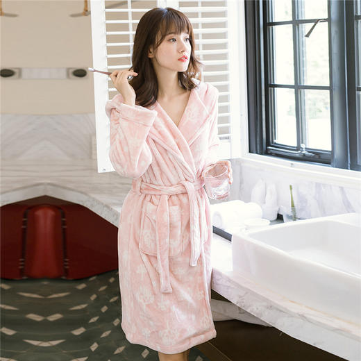 爱帝女式珊瑚绒加绒中厚保暖睡袍 商品图1
