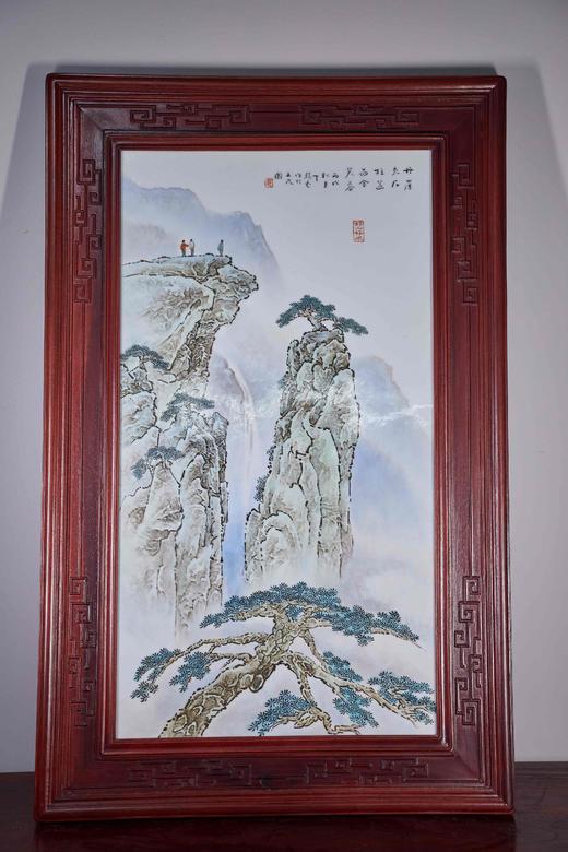 王锡良:粉彩山水《丹崖夹石柱，菡萏金芙蓉》 商品图0