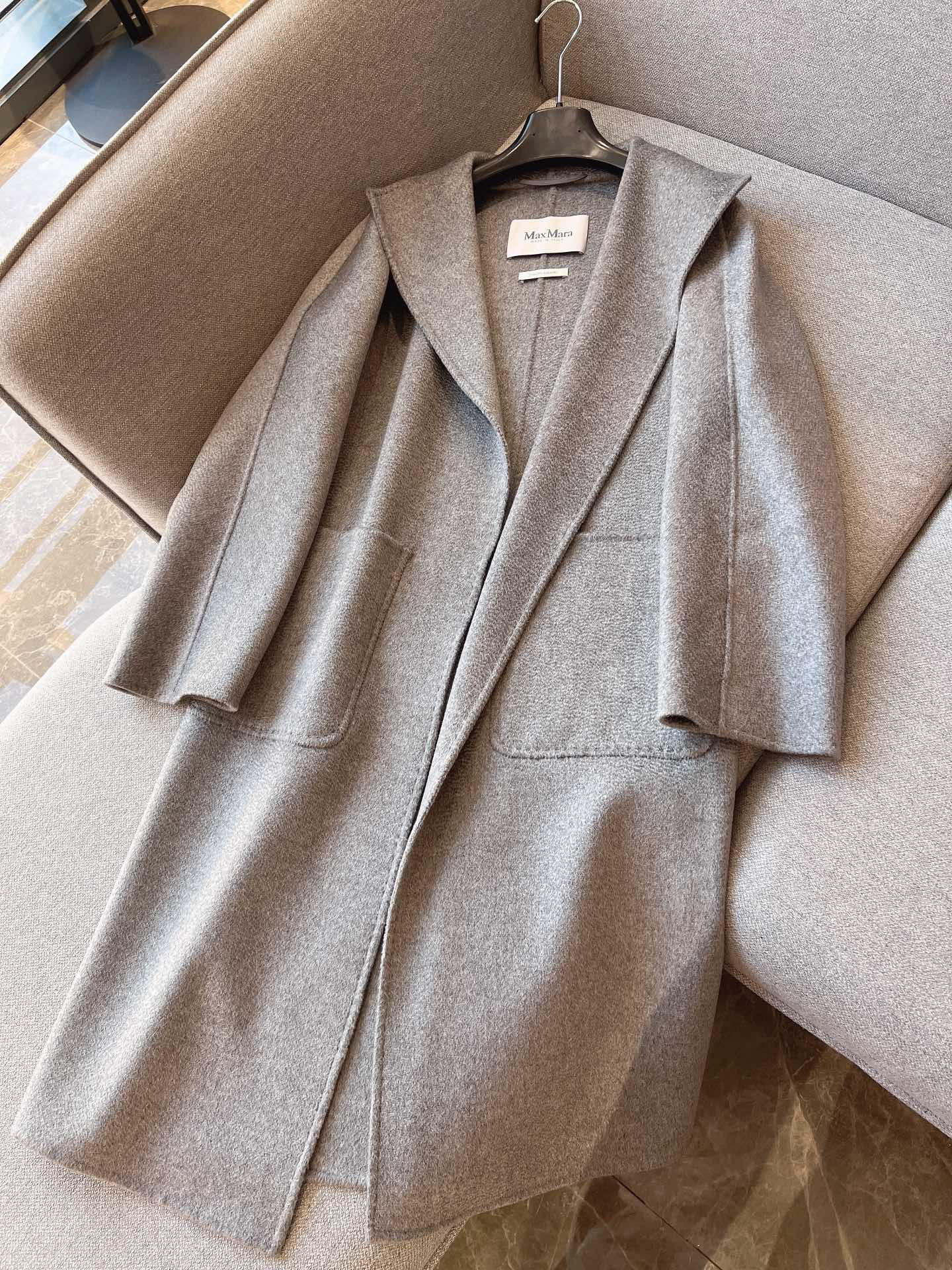 m家多色纯羊绒水波纹大衣lilia