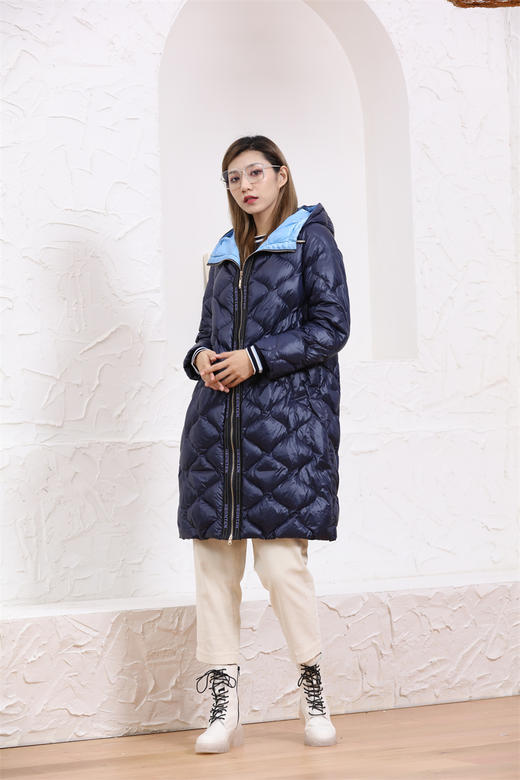 宗洋&卓蔻兰 女士长款休闲时尚款羽绒服ZDJ3ZY7449-43 商品图2