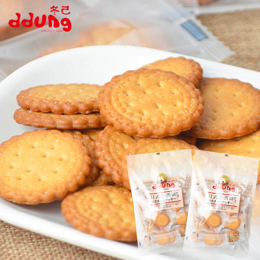 冬己饼干黑糖咸蛋黄麦芽饼258g休闲食品零食夹心饼干小圆饼 商品图3