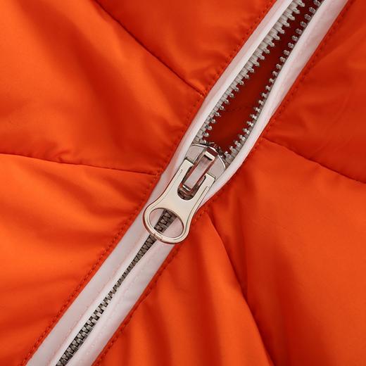 复古连帽廓形羽绒外套 商品图3