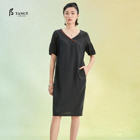 TANGY Collection/天意精品2022年春夏新品泡泡袖V领莨绸连衣裙