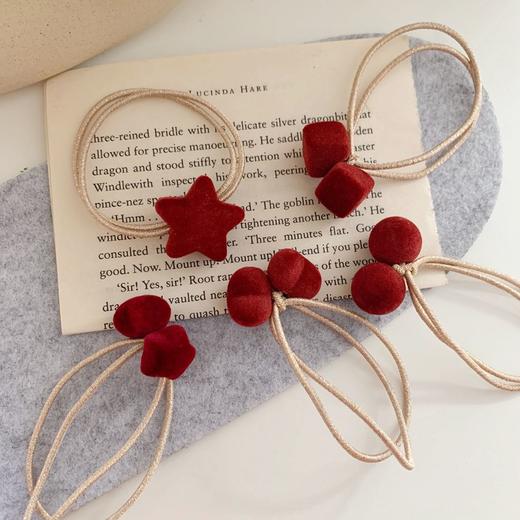 【12.29】新年复古红丝绒发圈 2根(款式随机) 商品图1