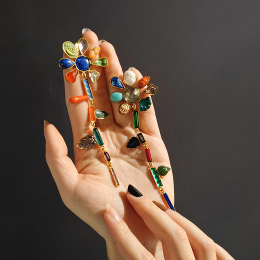 订购5个月到｜Grainne Morton-Anniversary Flower-古董卡梅奥 青金石 耳环［苏格兰设计师］ 商品图9