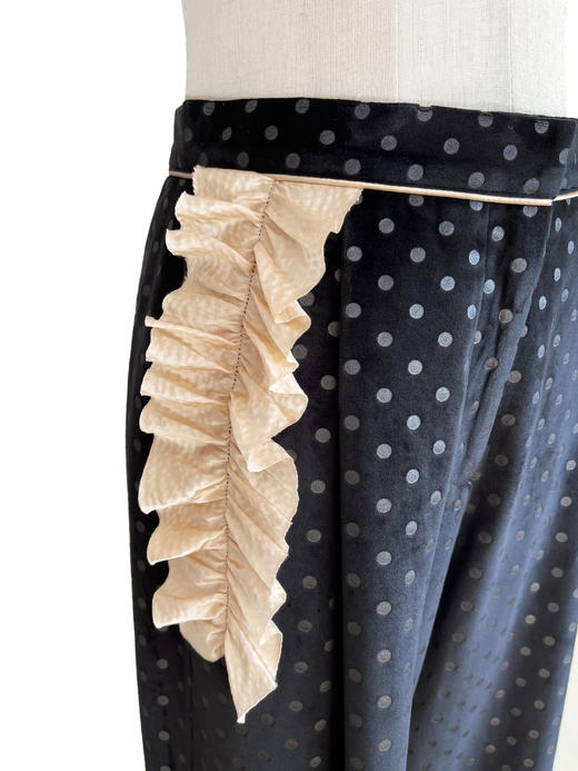 TYNVIE 花边袋口阔腿裤 - 黑丝绒 商品图4