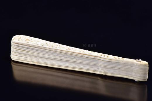 【春日游园】天然材质折扇-ZX2112218 商品图3