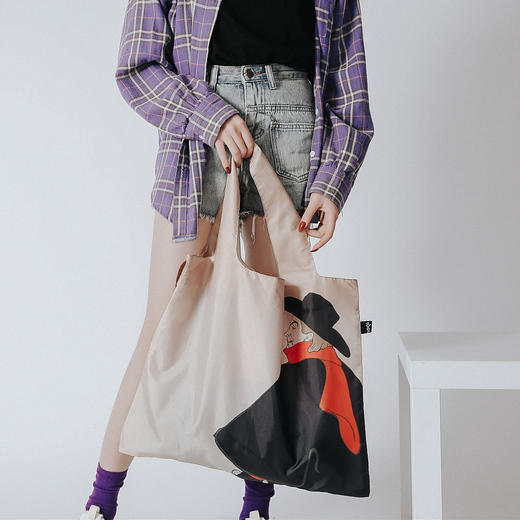 德国LOQI 博物馆系列 人像画合集 戴珍珠耳环的少女 蒙娜丽莎的微笑 万用环保袋 再生环保材料 单肩可折叠 旅行大容量 防泼水 超轻50g可承重40斤 商品图6