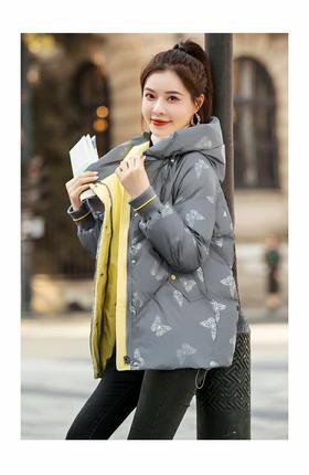 女带帽羽绒外套