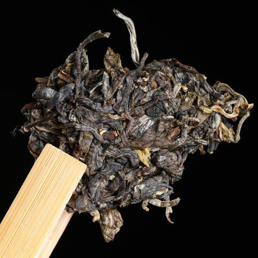 德丰昌【班章大树茶·生茶】2019年德丰昌高端大树普洱生茶357克/饼 商品图3