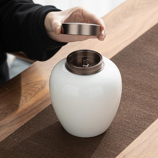 「锡盖茶叶罐」德化羊脂玉白瓷茶叶罐 密封陶瓷罐 大号茶仓 商品图2