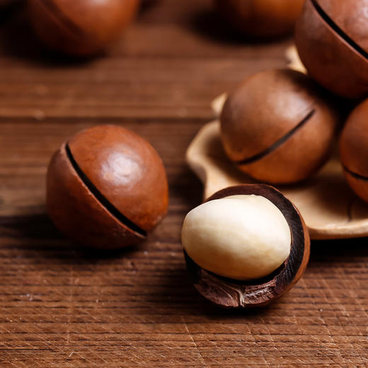 良品铺子蛋白嗨享零食粹大礼包干果炒货牛肉鱿鱼混合装团购送礼品【NHSD】 商品图2