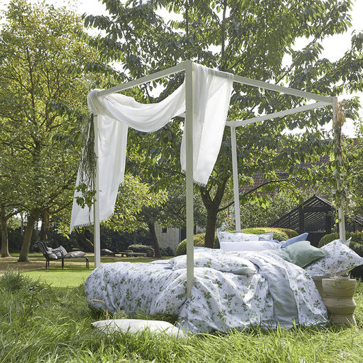 AT邸尔铂 · 法国进口奢华家纺Envolée轻舞飞扬床品四件套床品配件 商品图1