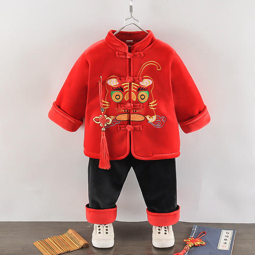 【虎年刺绣宝宝套装 甄选优质面料】2021冬季新品男童拜年服唐装中国风宝宝过年红色喜庆加绒加厚套装 商品图0