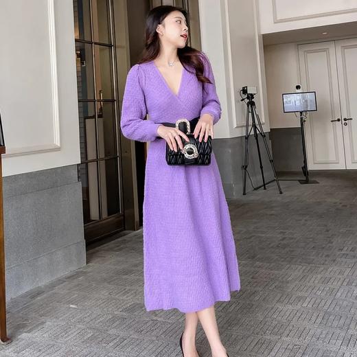 DT2110 气质厚实保暖针织连衣裙秋冬2021新款毛衣女v领长袖a字裙中长裙 商品图2