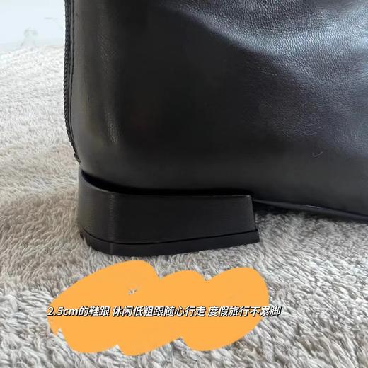 【断码特惠不退换】复古摩登蝴蝶结方头短靴‖甄选进口胎羊皮材质 羊皮中z好的一张皮  质地轻盈柔软细腻  手感滑爽  质感镐  做成半花型的蝴蝶结 方头设计 古典摩登 内里和垫脚采用丝绸羊皮时尚优雅风 商品图6