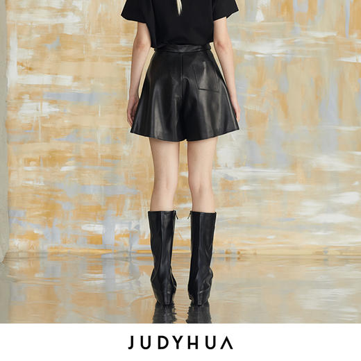 JUDYHUA 皮质短裤 商品图2