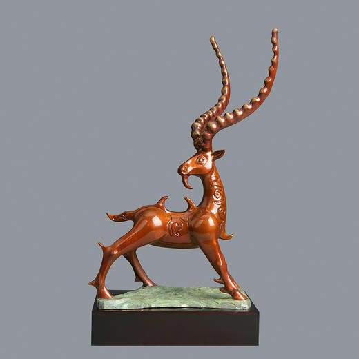宇达青铜摆件 王培波作品《贺兰山岩羊》艺术装饰摆件  高54cm 商品图0