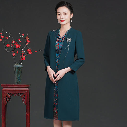 上海旗袍厂ZY-Q5936春装新款大码遮肚时尚显瘦假两件中长款绣花连衣裙 商品图2