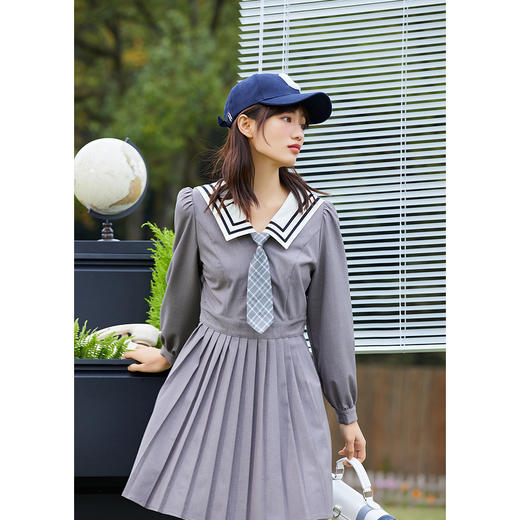 ZIHAN紫涵海军领百褶连衣裙女2022年春季新款学院风撞色文艺裙子中长款2Z01BS270 商品图3