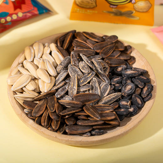 马年越远宝藏瓜子礼盒480g/盒 7种口味混合装炒货葵花籽网红零食年货伴手送礼 商品图4