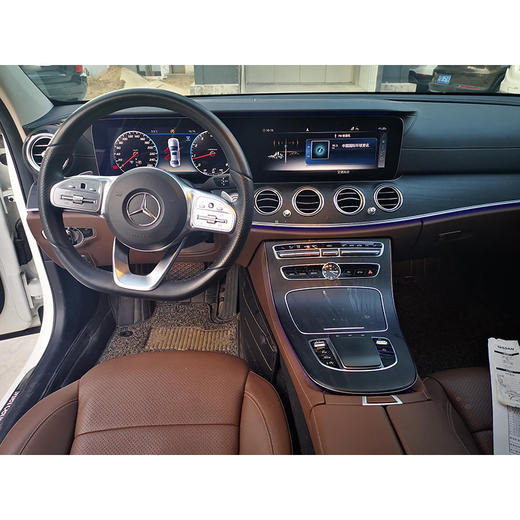 奔驰 改款 E 300 L 运动时尚型 【长租-北京】 商品图4