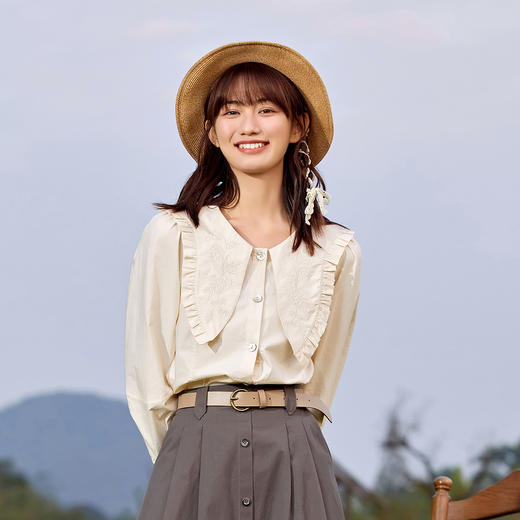 ZIHAN紫涵甜美荷叶边领衬衫2022春季新款白色上衣女宽松大翻领长袖衬衣Z2Z01ZS514 商品图1