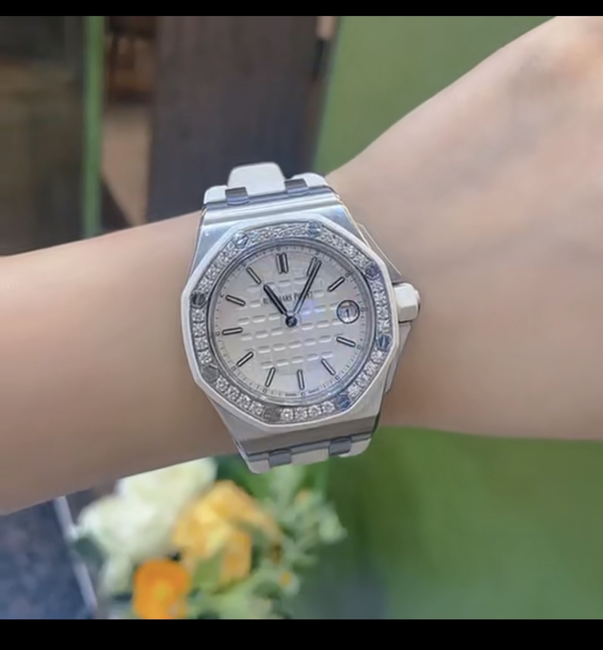 爱彼ap67540皇家橡树离岸系列石英女表