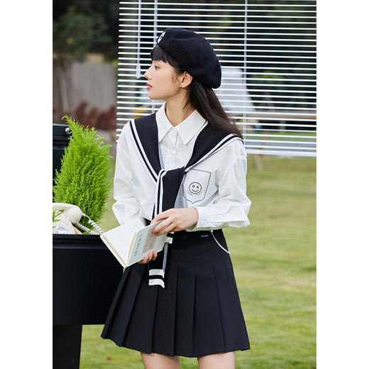 ZIHAN紫涵刺绣披肩领衬衫长袖女2022春新款撞色刺绣设计感小众打底上衣Z2Z01BS267 商品图3