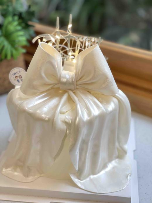 翻糖蝴蝶结奶油蛋糕 提前一天预定 下单前请仔细阅读商品详情 商品图0