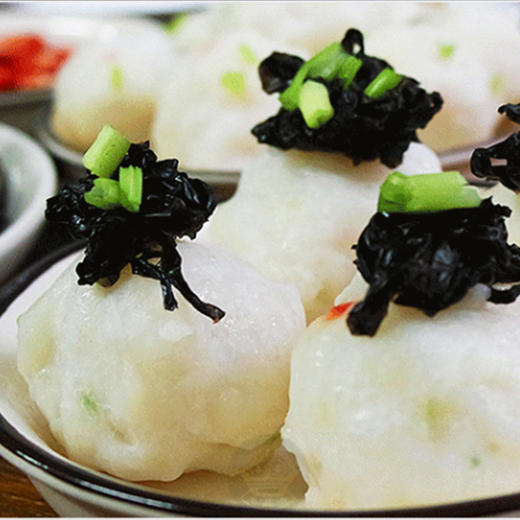 热卖【墨鱼丸】每天海港选材新鲜海捕墨斗鱼，去头去须，只用雪白的鱼身制作，新鲜手打，Q到弹牙有嚼劲 商品图6