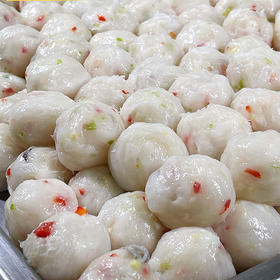 热卖【墨鱼丸】每天海港选材新鲜海捕墨斗鱼，去头去须，只用雪白的鱼身制作，新鲜手打，Q到弹牙有嚼劲