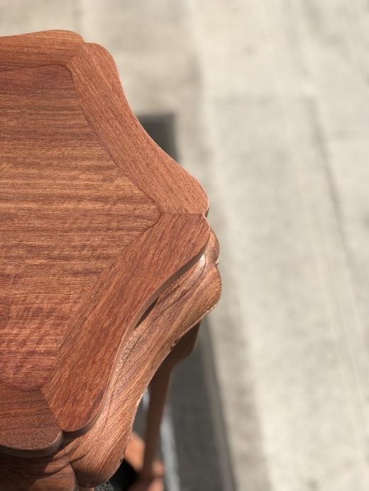 红桥红  家具严选  缅甸花梨（大果紫檀）【葵形带托泥 六足香几】 商品图5