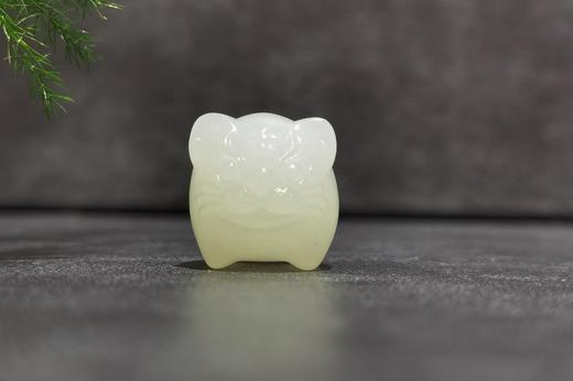 【御珠宫坊】羊脂白玉虎挂件 商品图4